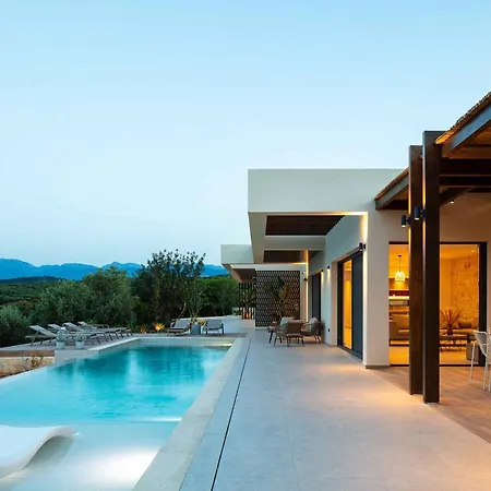 Villa Aglaea I Saltwater Pool & Amazing Seaview! Chania (Crete)