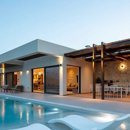 Villa Aglaea I Saltwater Pool & Amazing Seaview! *